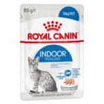 Royal Canin Indoor Sterilised для взрослых кастрированных котов и стерилизованных кошек живущих дома паштет в паучах